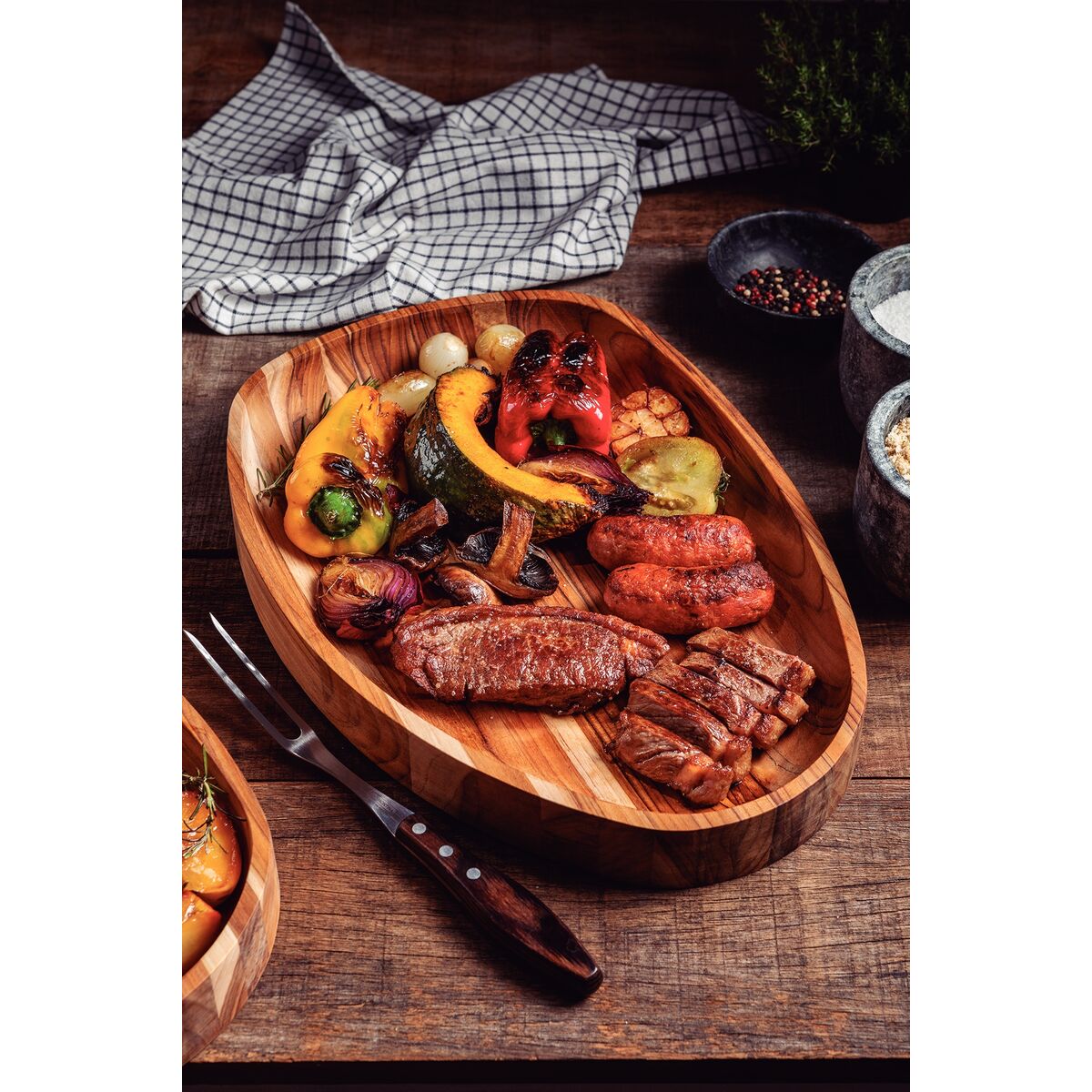 Tramontina Tabla Bandeja de Madera Teca Churrasco Premium 44 x 33 cm