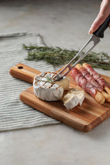 Tramontina Juego Tabla de Madera Teca + Cuchillo para Queso Kitchen