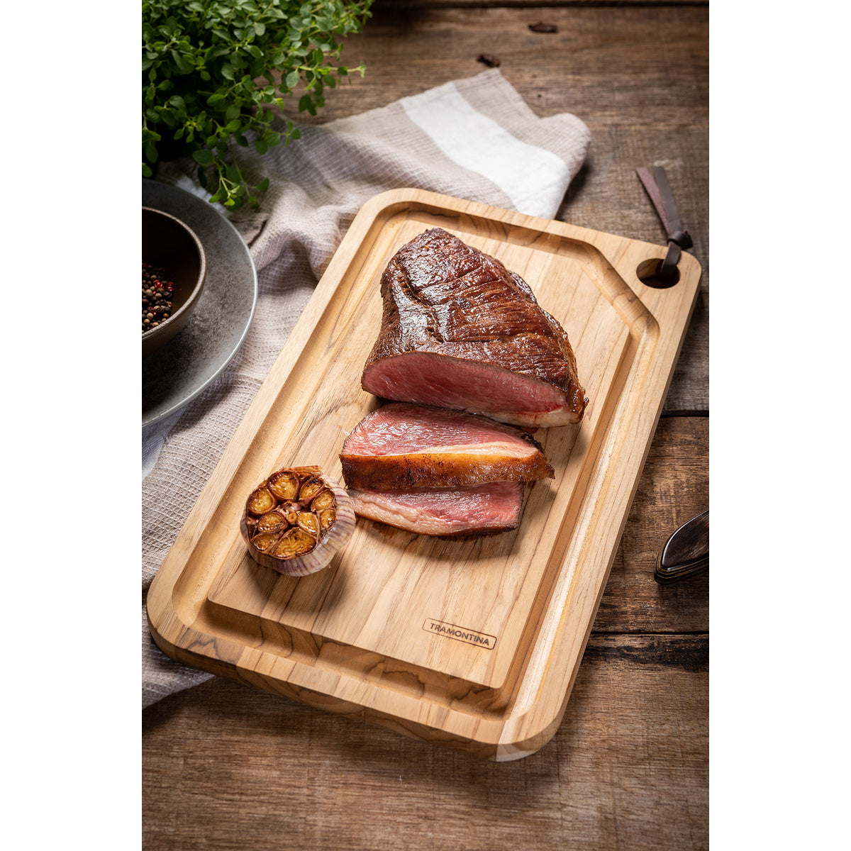 TABLA DE TECA PARA PRESENTACION Y CORTE 40 X 24 X 1,8CM - CHURRASCO ESSENCIAL